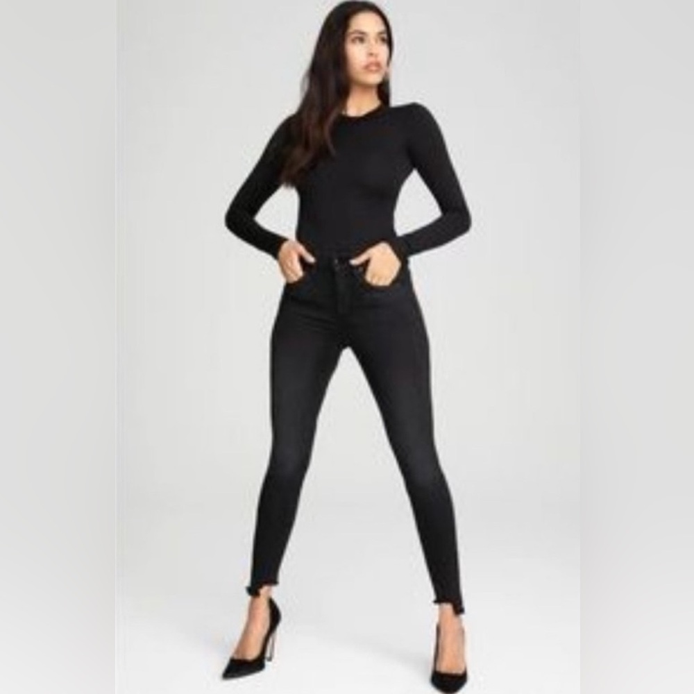 NWT Good American Legs Chewed Hem High Waist Skinny Jeans in Black size 4/27